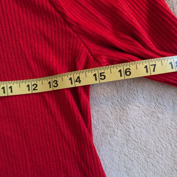 APT 9 WOMEN'S TURTLENECK RED TOP XS Extra Small Long Sleeve Soft Bright Sleeves - Picture 3 of 5